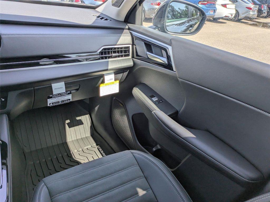 new 2025 Mitsubishi Outlander car, priced at $34,055