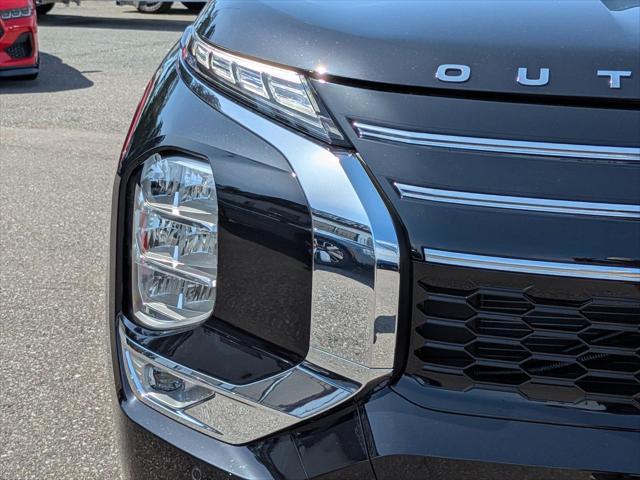 new 2025 Mitsubishi Outlander car, priced at $39,305