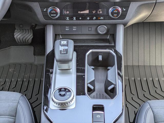 new 2025 Mitsubishi Outlander car, priced at $39,305