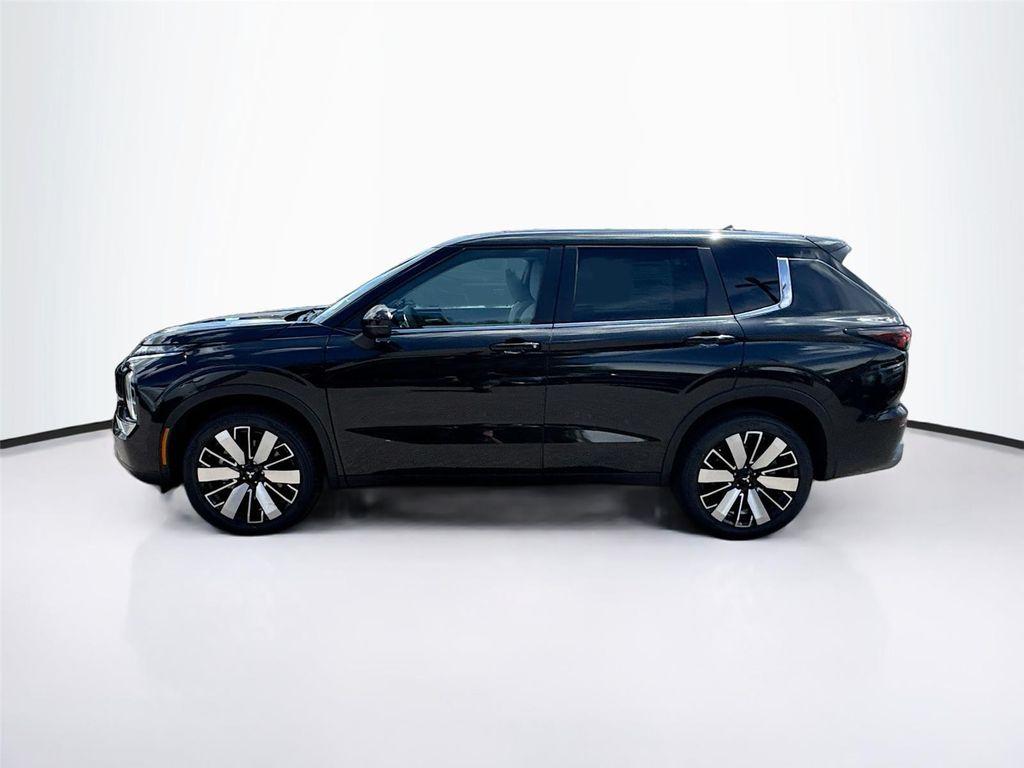 new 2025 Mitsubishi Outlander car, priced at $40,180