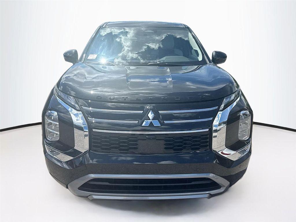 new 2025 Mitsubishi Outlander car, priced at $40,180
