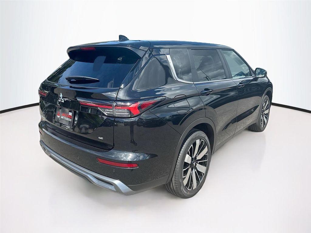 new 2025 Mitsubishi Outlander car, priced at $40,180