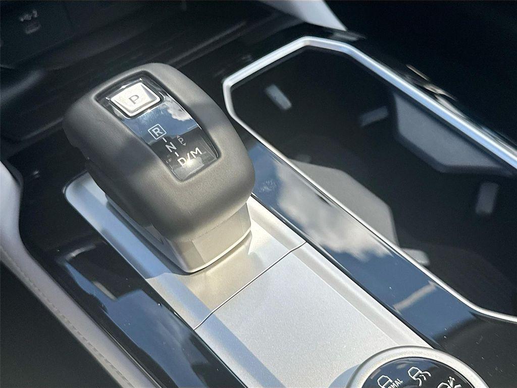 new 2025 Mitsubishi Outlander car, priced at $40,180