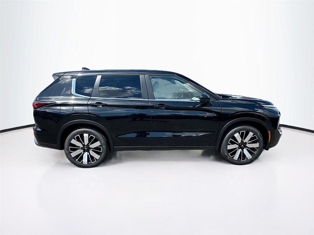 new 2025 Mitsubishi Outlander car, priced at $40,180