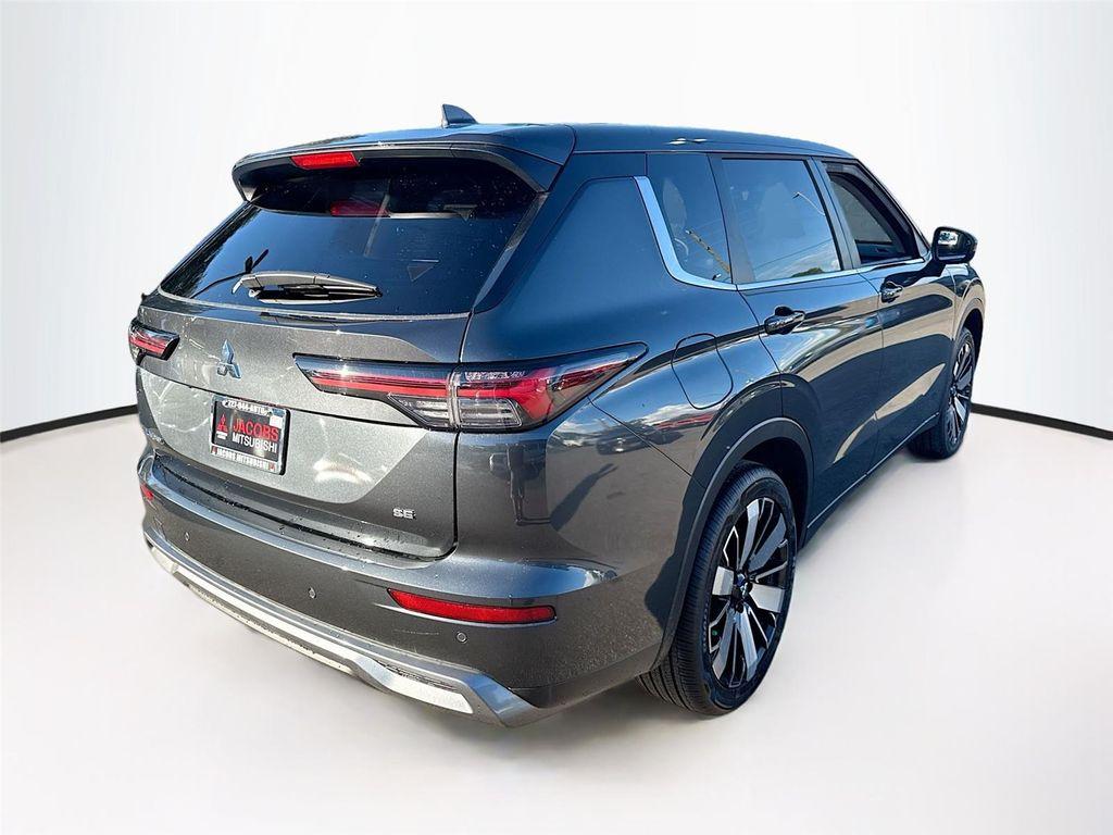 new 2025 Mitsubishi Outlander car, priced at $30,855