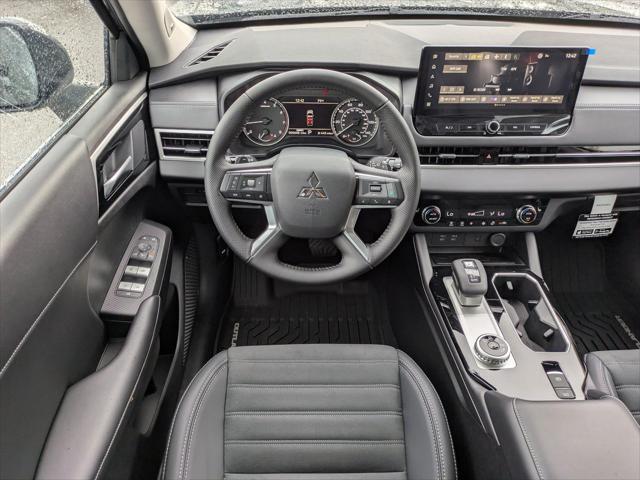 new 2025 Mitsubishi Outlander car, priced at $30,855