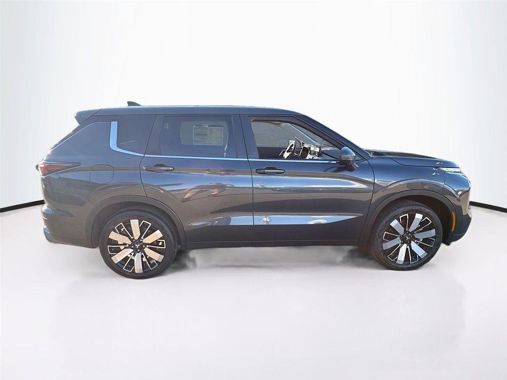new 2025 Mitsubishi Outlander car, priced at $30,855