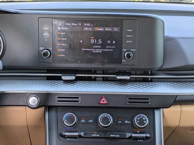 used 2024 Kia Carnival car, priced at $31,500
