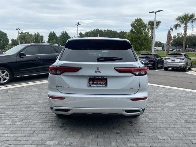 new 2024 Mitsubishi Outlander car, priced at $26,930