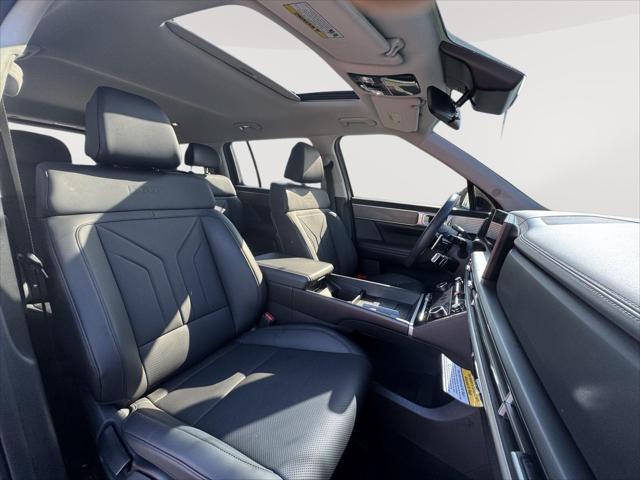 used 2025 Hyundai Santa Fe car, priced at $36,995