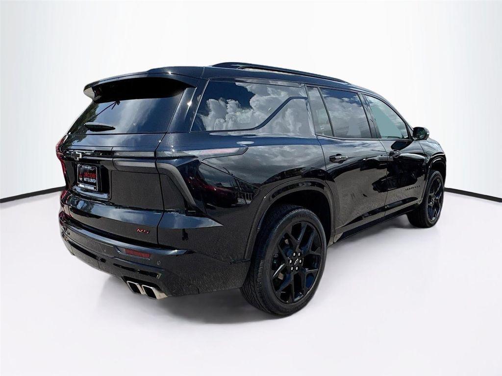 used 2024 Chevrolet Traverse car, priced at $44,000