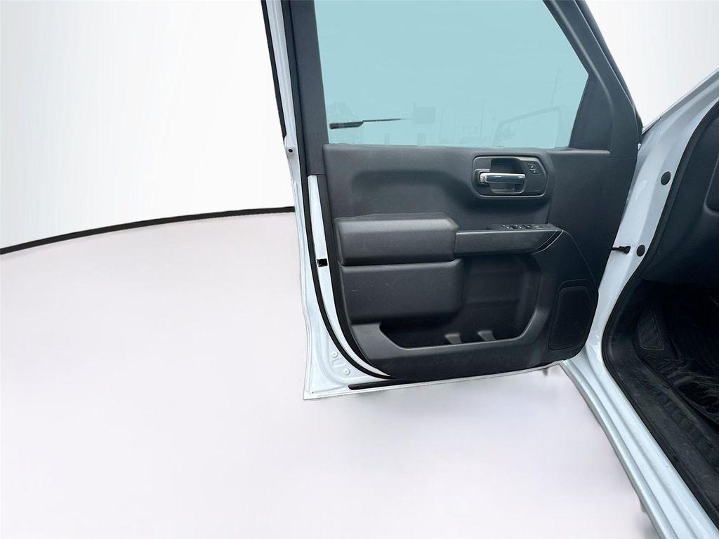 used 2023 GMC Sierra 1500 car, priced at $31,915