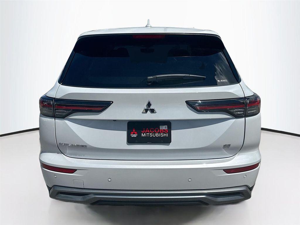 new 2025 Mitsubishi Outlander car, priced at $41,840