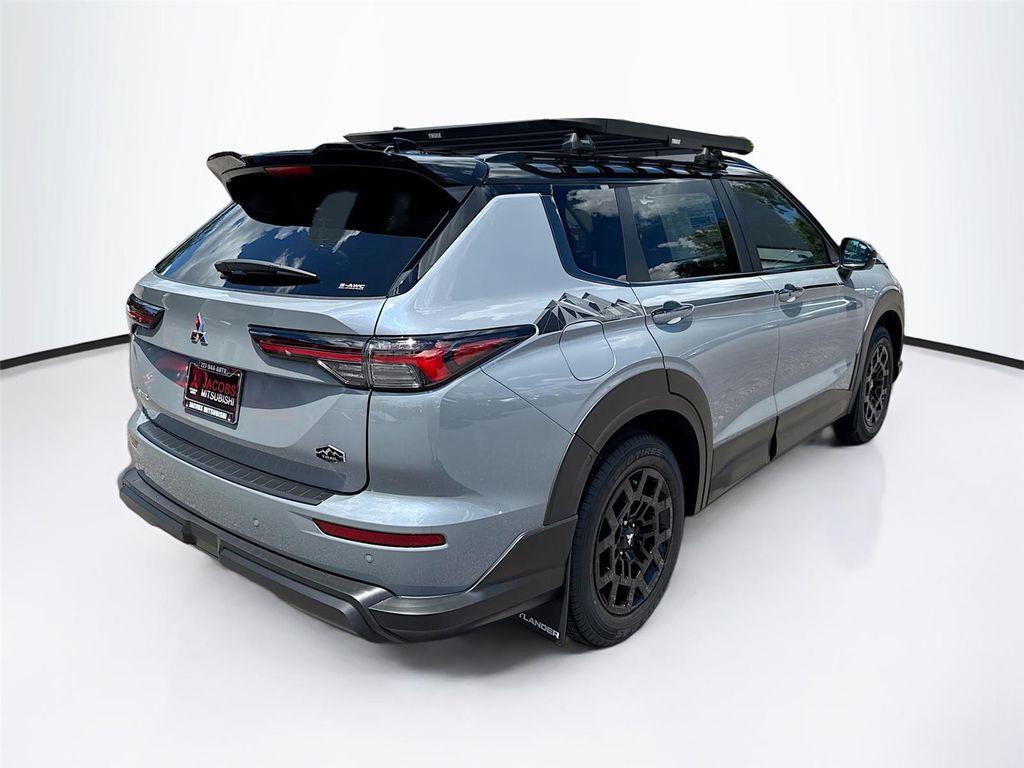 new 2025 Mitsubishi Outlander car, priced at $38,810