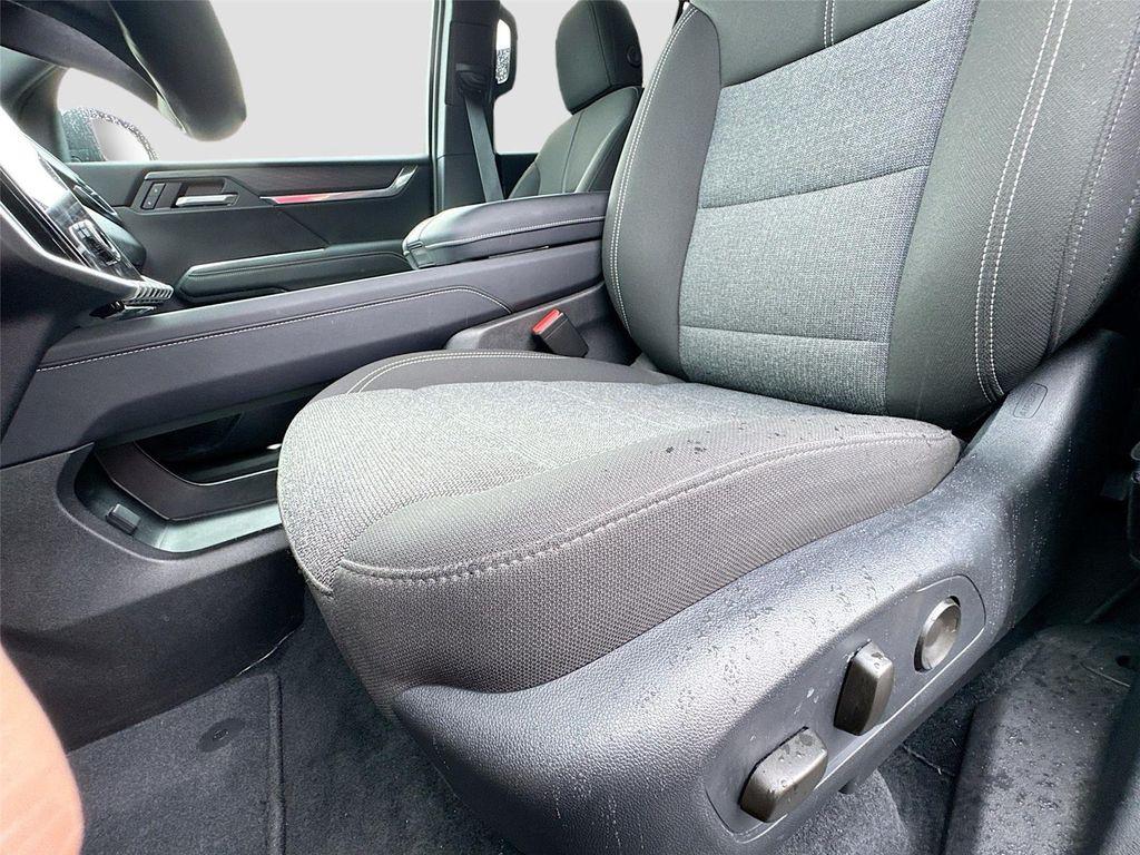 used 2025 GMC Acadia car, priced at $34,500