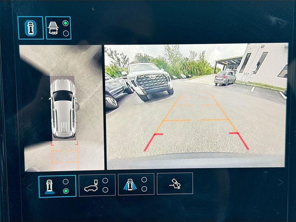 used 2025 GMC Acadia car, priced at $34,500