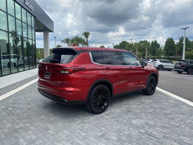 new 2024 Mitsubishi Outlander car, priced at $26,300