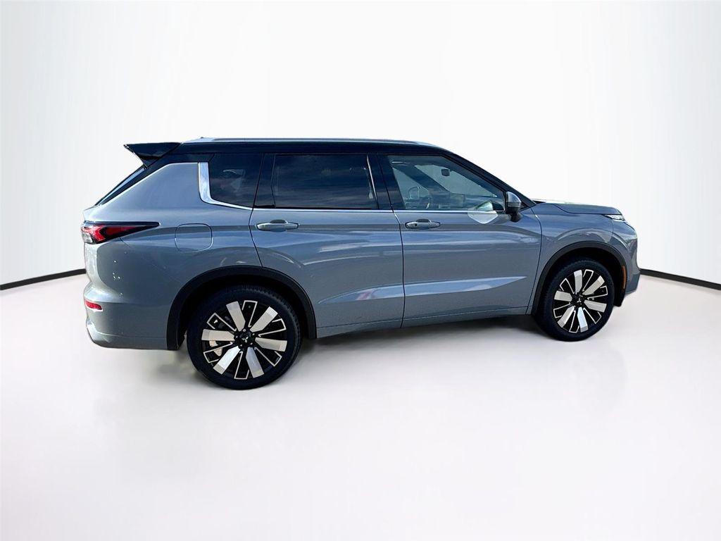 new 2025 Mitsubishi Outlander car, priced at $38,880
