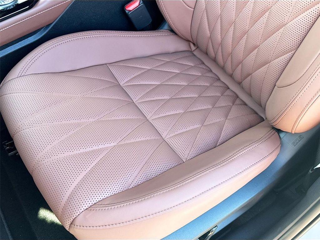 new 2025 Mitsubishi Outlander car, priced at $38,880