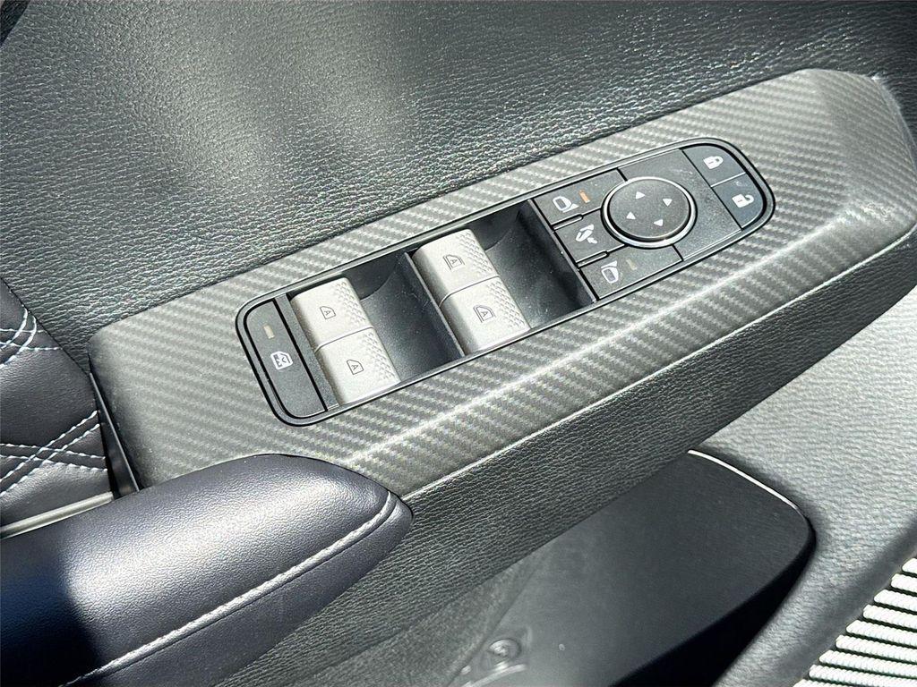 new 2025 Mitsubishi Outlander PHEV car, priced at $43,265