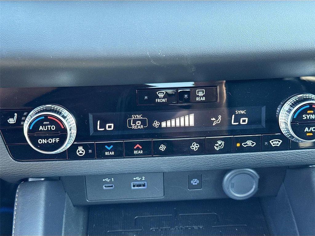 new 2025 Mitsubishi Outlander PHEV car, priced at $43,265