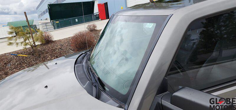 used 2007 Jeep Commander car, priced at $9,995
