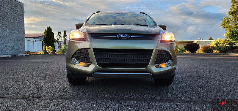 used 2013 Ford Escape car, priced at $8,995