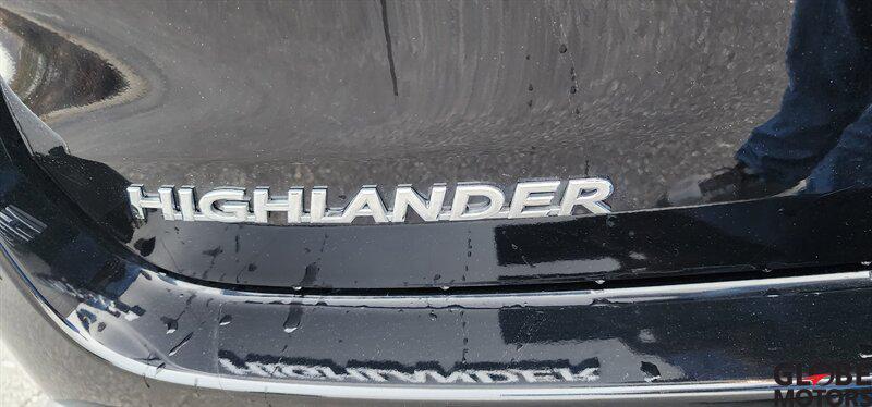 used 2016 Toyota Highlander car, priced at $23,995