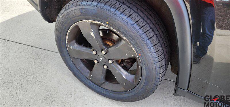 used 2014 Jeep Grand Cherokee car, priced at $12,995