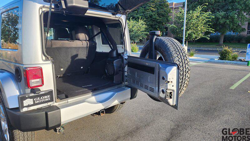 used 2013 Jeep Wrangler Unlimited car, priced at $18,225