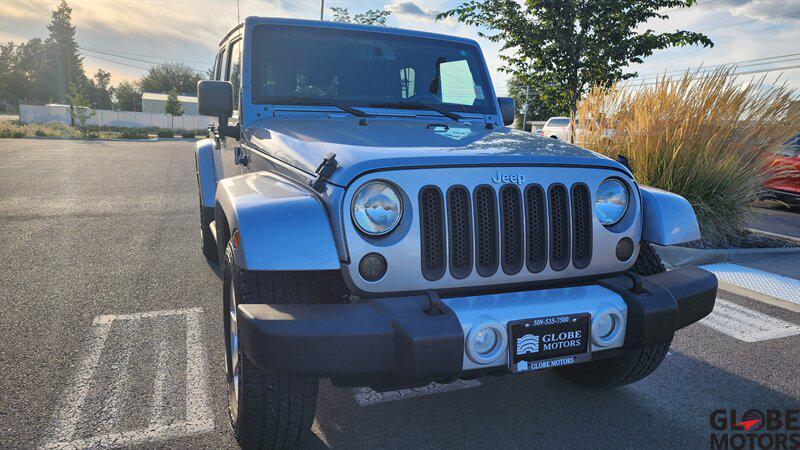 used 2013 Jeep Wrangler Unlimited car, priced at $18,225