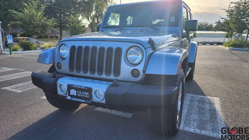 used 2013 Jeep Wrangler Unlimited car, priced at $18,225