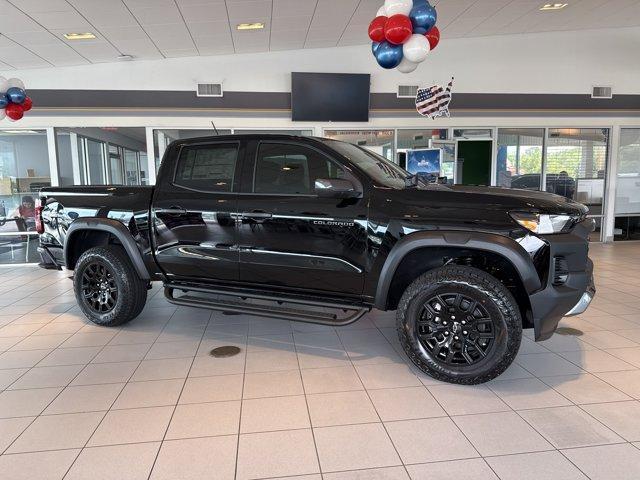 new 2025 Chevrolet Colorado car, priced at $44,700