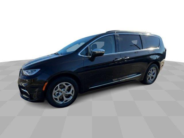 used 2023 Chrysler Pacifica car, priced at $33,989