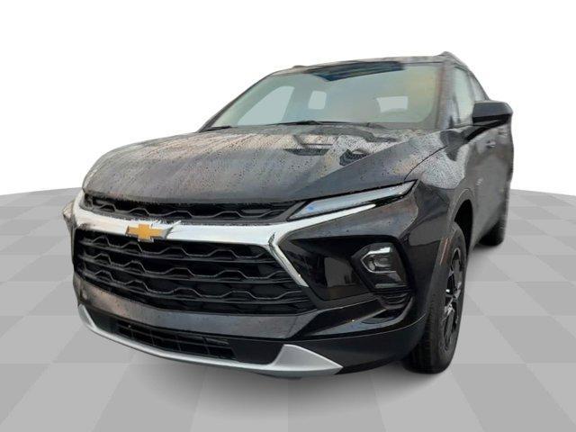 new 2024 Chevrolet Blazer car, priced at $39,400