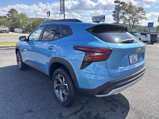 new 2025 Chevrolet Trax car, priced at $24,585