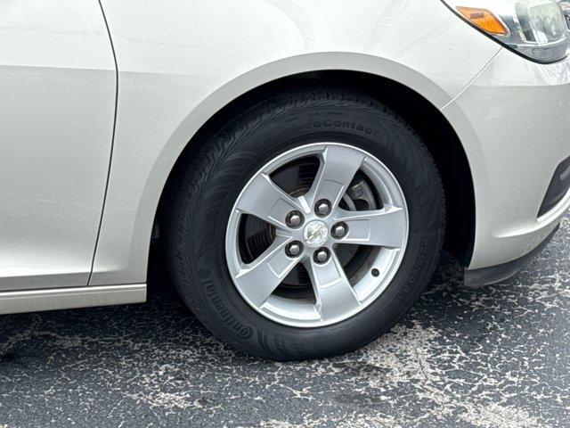 used 2015 Chevrolet Malibu car, priced at $13,236