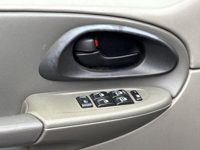 used 2004 Chevrolet TrailBlazer car, priced at $7,888