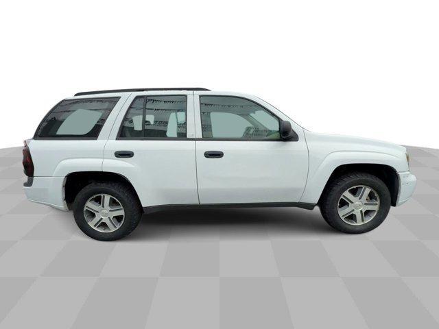 used 2004 Chevrolet TrailBlazer car, priced at $7,888