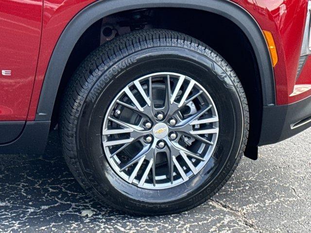 new 2026 Chevrolet Traverse car, priced at $43,615