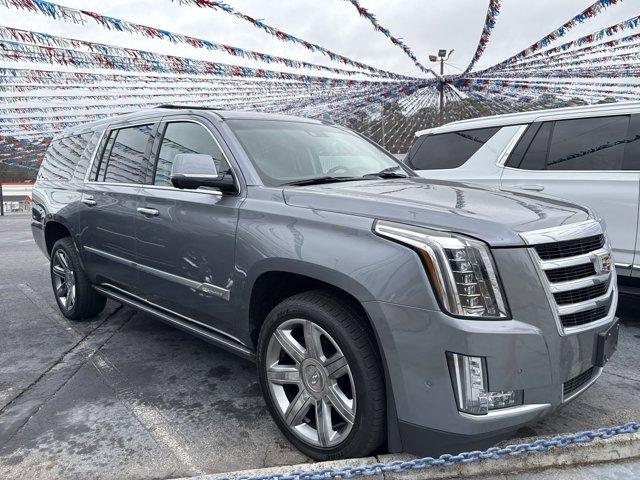 used 2019 Cadillac Escalade ESV car, priced at $35,989