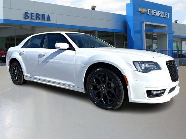 used 2022 Chrysler 300 car, priced at $27,289