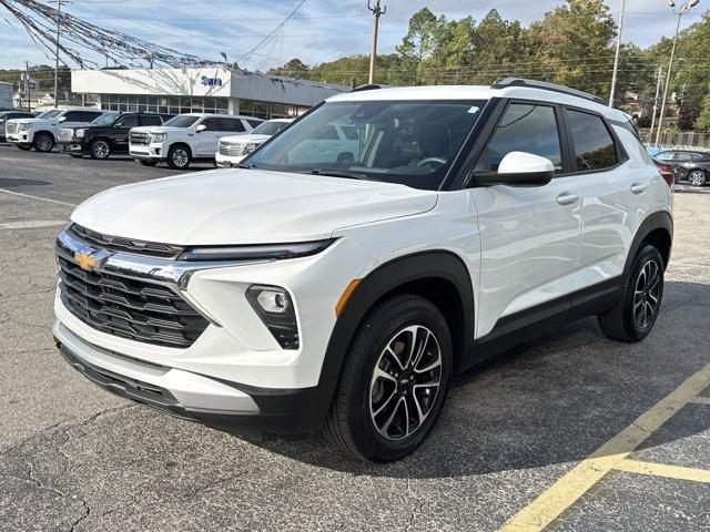 used 2024 Chevrolet TrailBlazer car, priced at $25,989