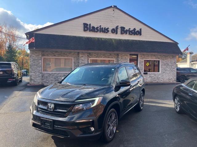 used 2022 Honda Pilot car, priced at $28,706