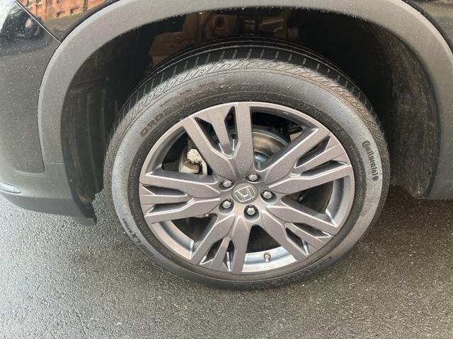 used 2022 Honda Pilot car, priced at $27,946