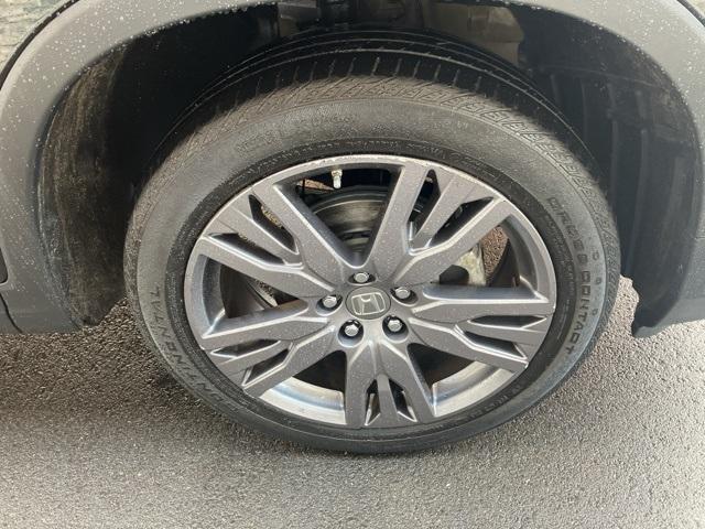 used 2022 Honda Pilot car, priced at $27,946