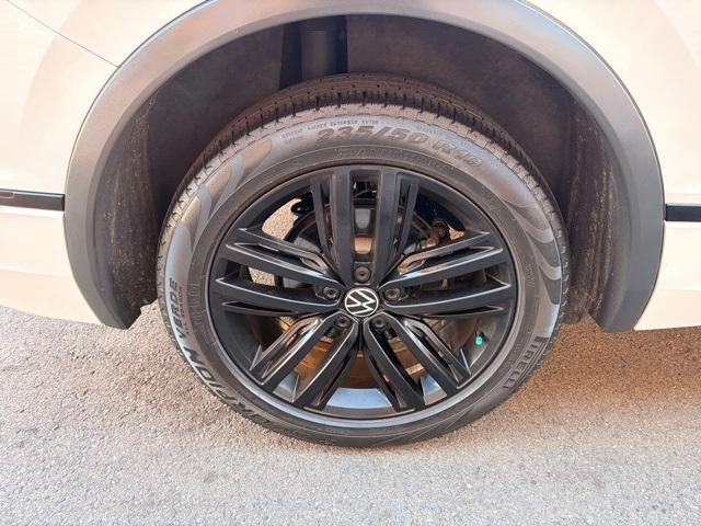 used 2022 Volkswagen Tiguan car, priced at $24,158
