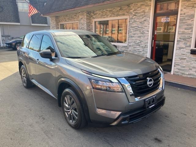 used 2024 Nissan Pathfinder car, priced at $26,922