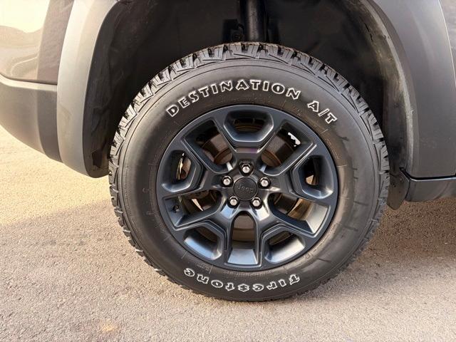 used 2022 Jeep Cherokee car, priced at $19,524