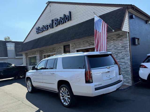 used 2020 Cadillac Escalade ESV car, priced at $38,678